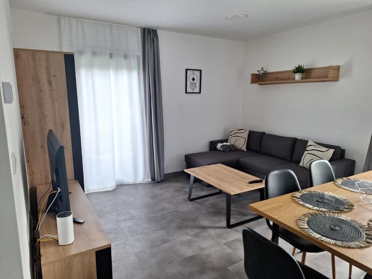 ליפנו נאד וויטאבו Mb Apartmany Lipno מראה חיצוני תמונה